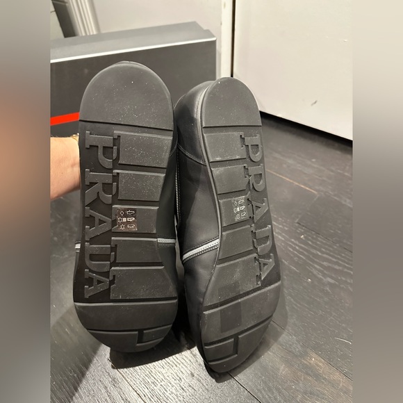 New Prada Men’s Sneaker Shoe Logo - Picture 5 of 6